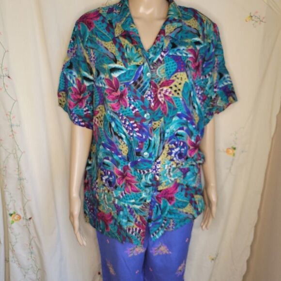 Sag Harbor exotic floral print Button Front Shirt - Picture 12 of 14